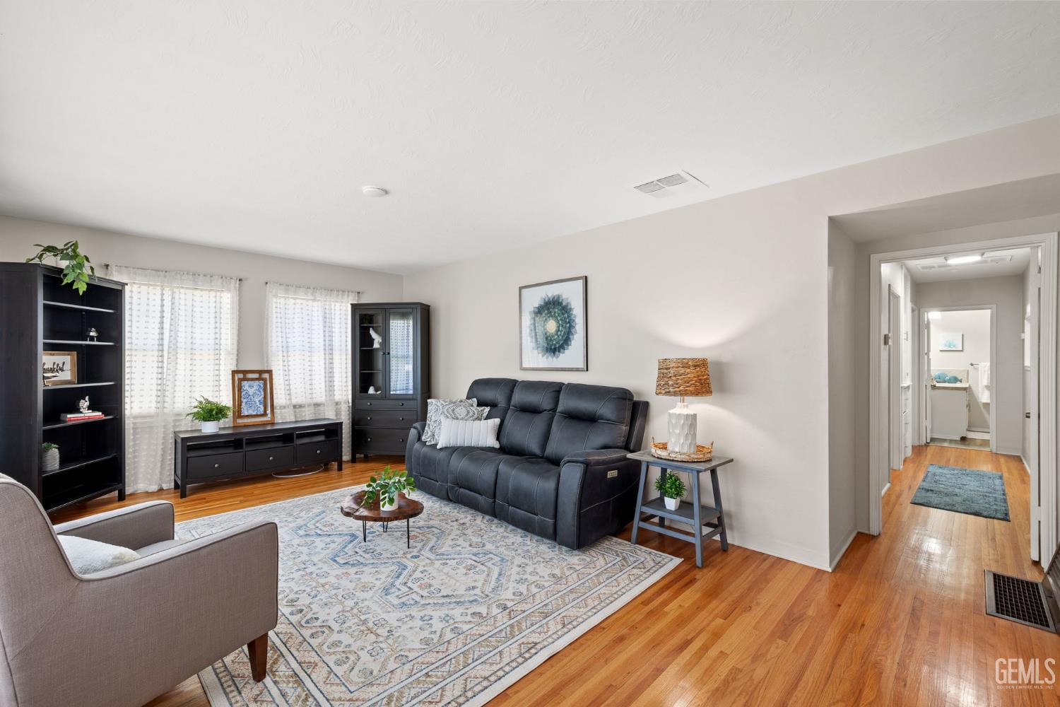 2702 Worthington Avenue