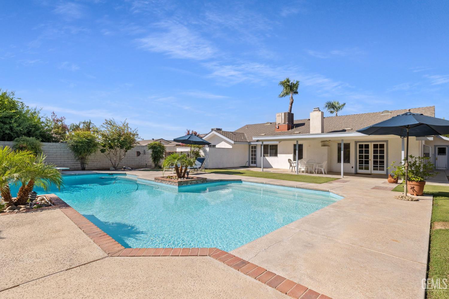 8928 Sierra Oak Drive