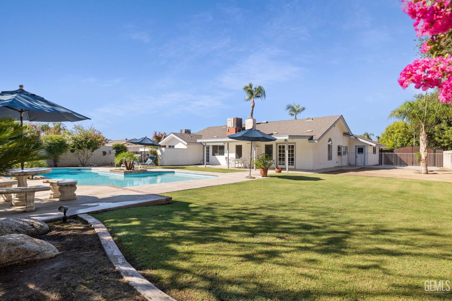 8928 Sierra Oak Drive