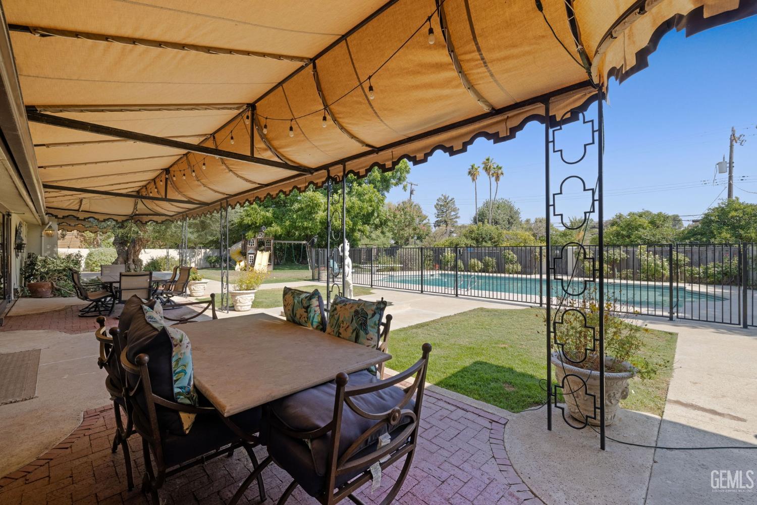 1321 Panorama Drive