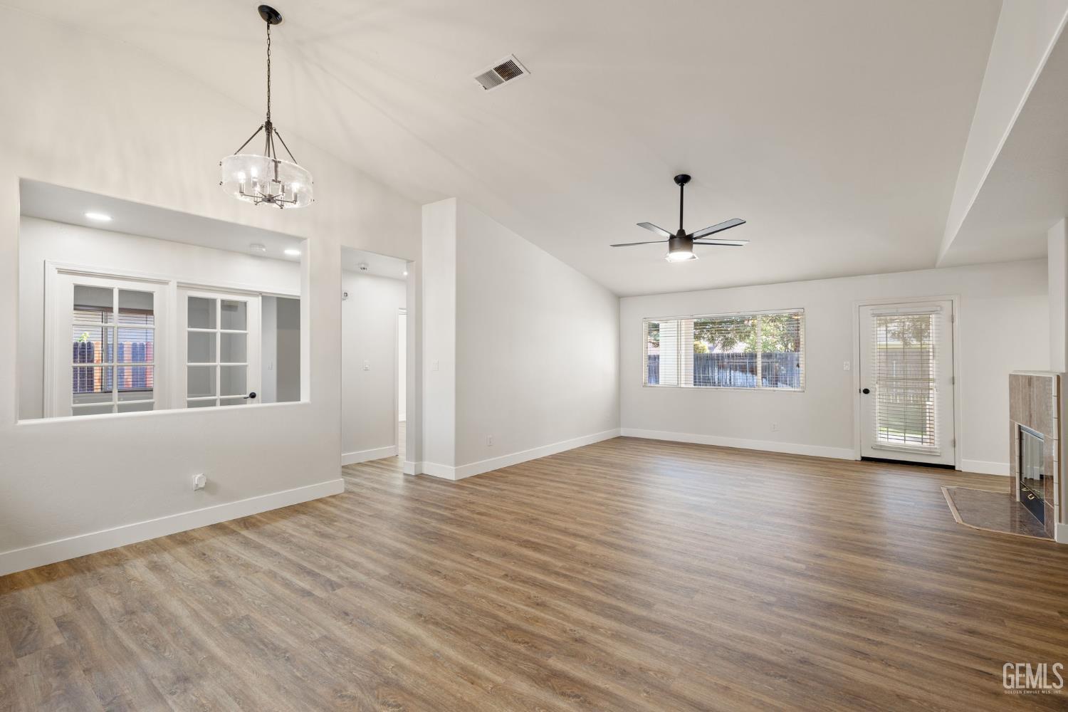 5303 Sand Castle Court