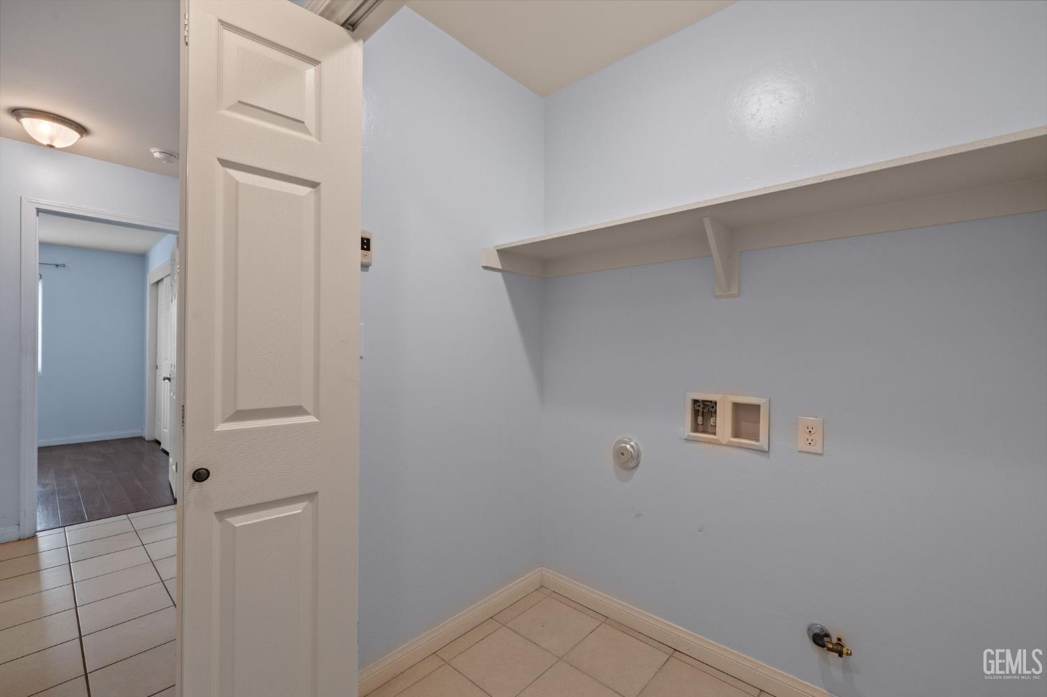 3912 Cornerstone Way