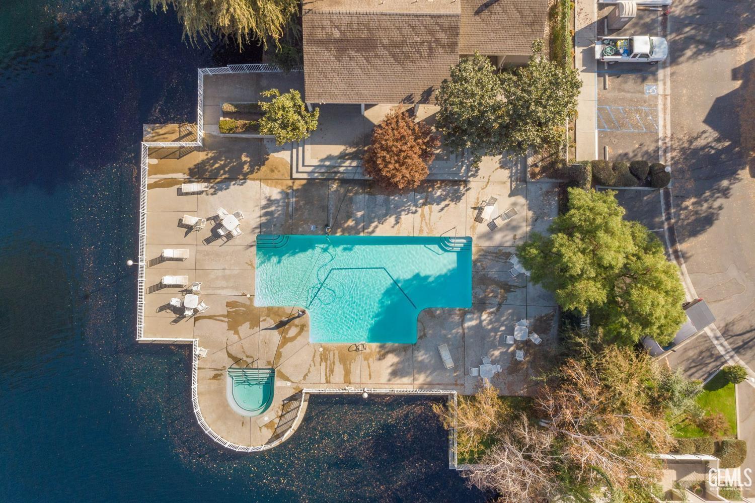 8000 Kroll Way Unit: 34