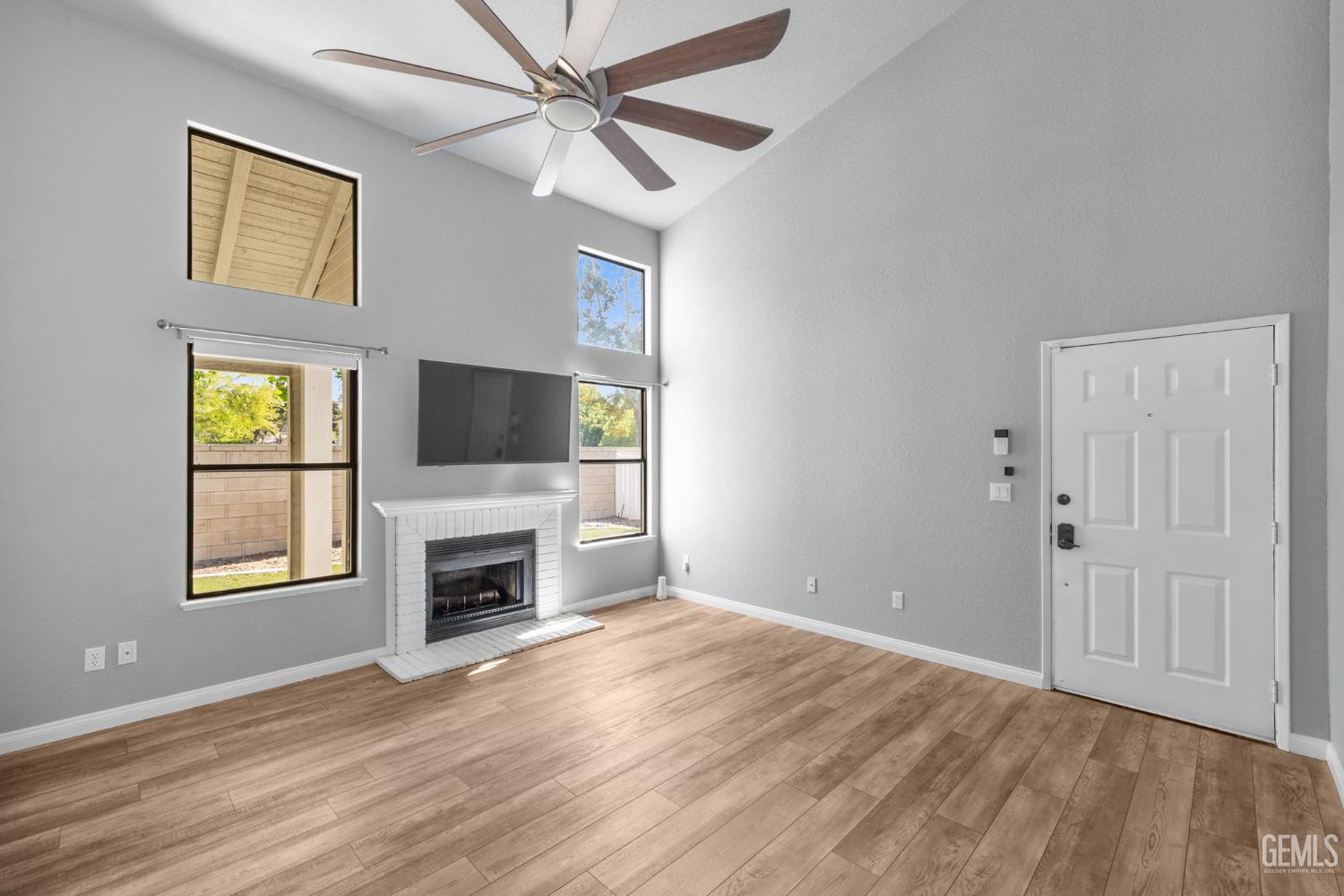 8000 Kroll Way Unit: 34