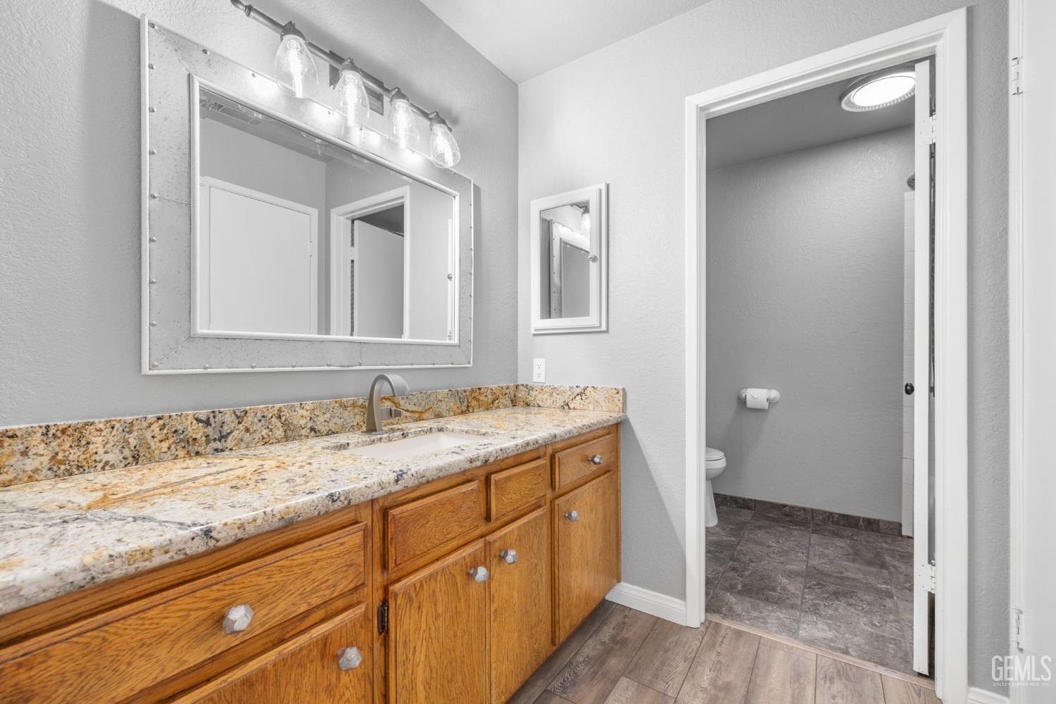 8000 Kroll Way Unit: 34