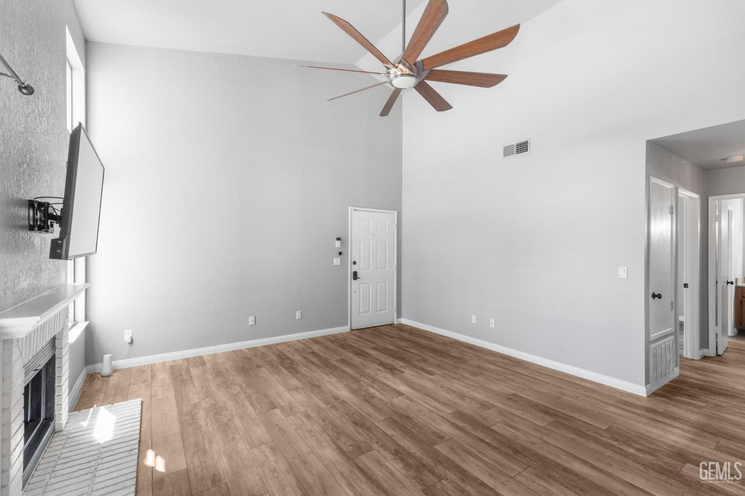 8000 Kroll Way Unit: 34