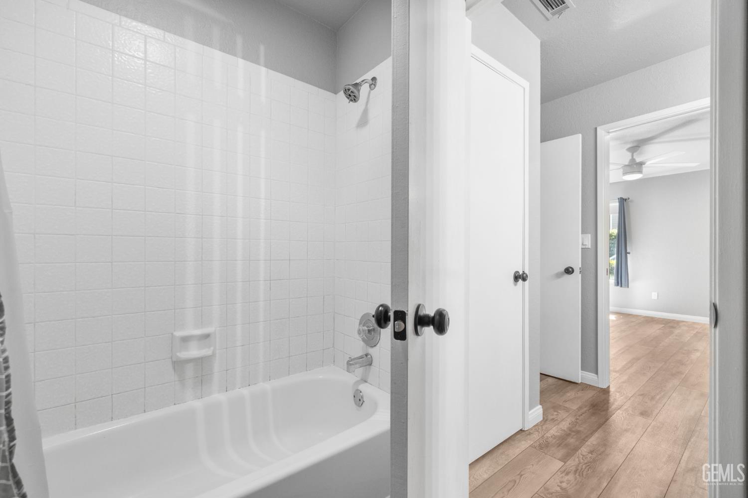 8000 Kroll Way Unit: 34