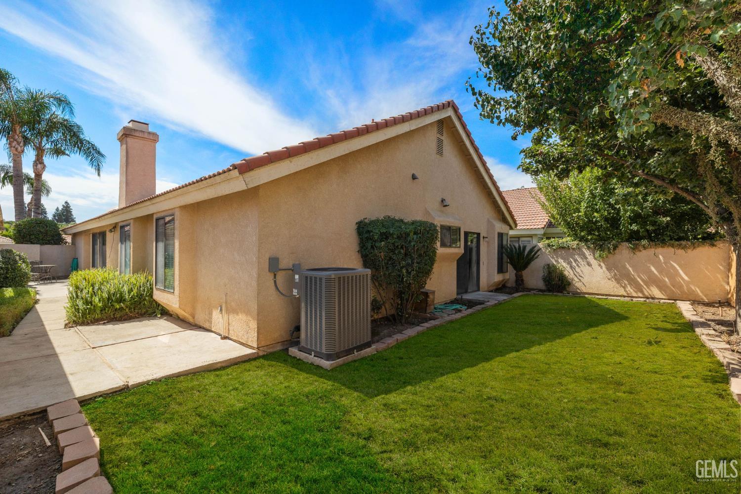 8212 Hastings Street