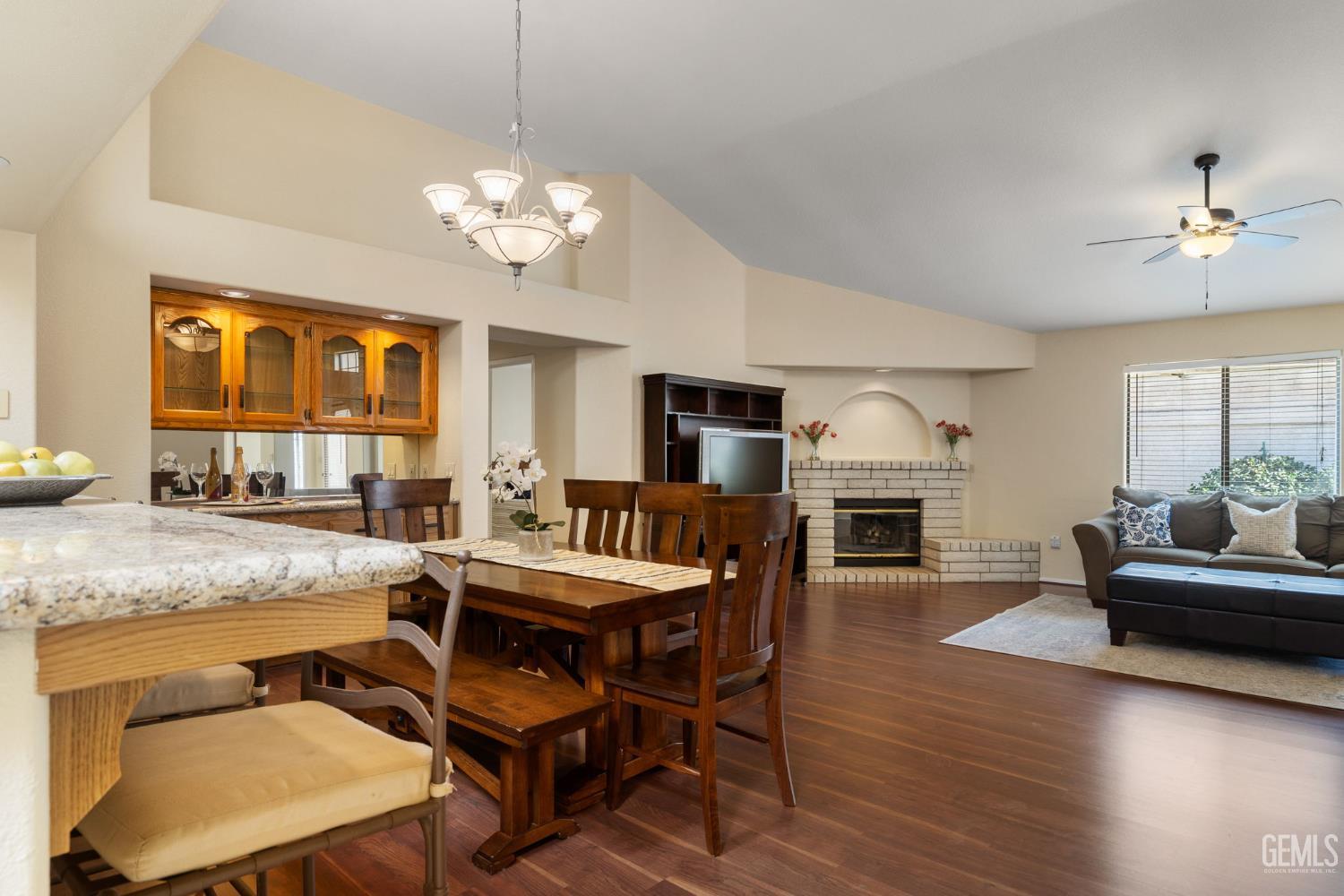 8212 Hastings Street