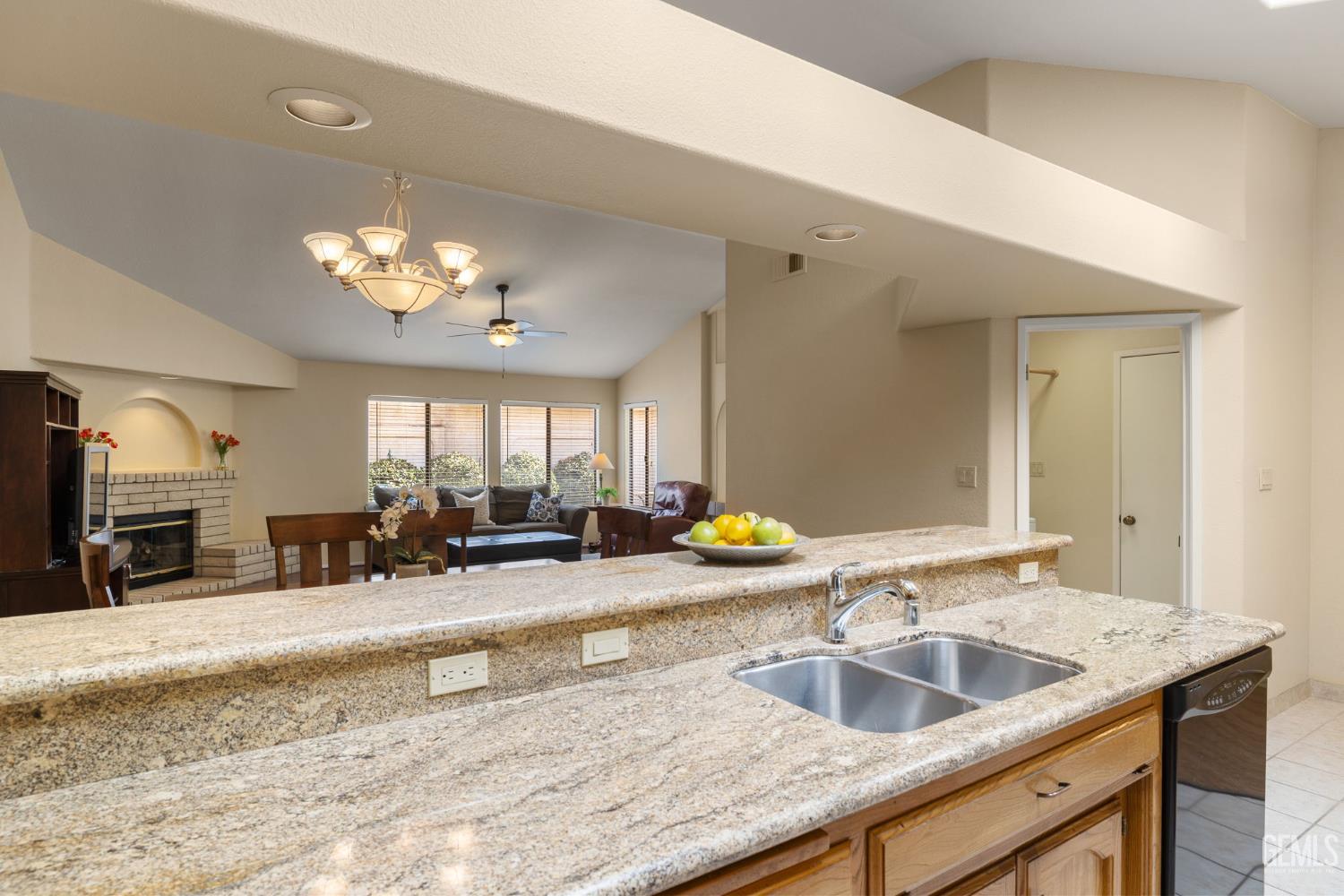 8212 Hastings Street