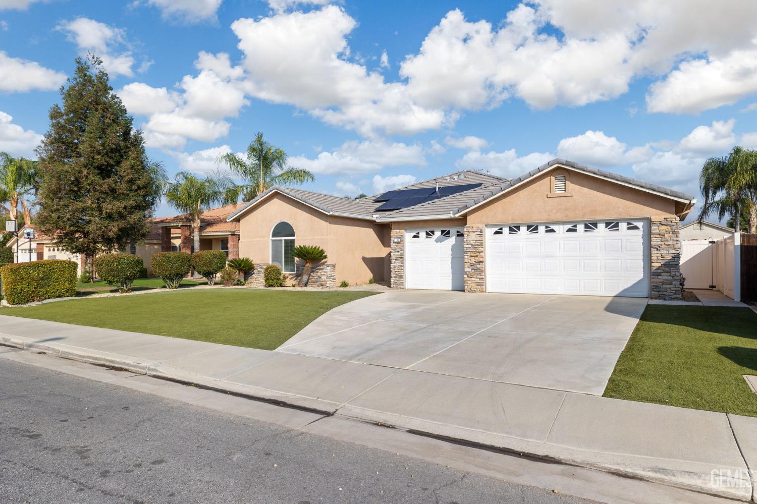 3116 Monache Meadows Drive