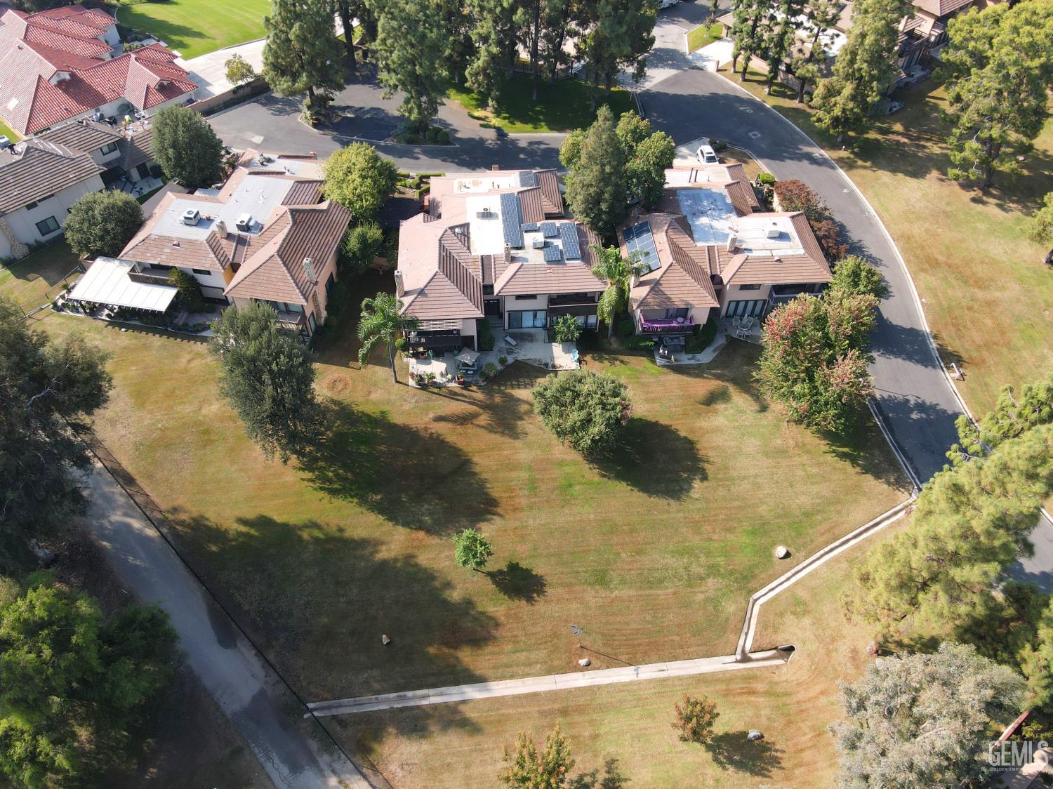 2323 Easthills Drive Unit: 57