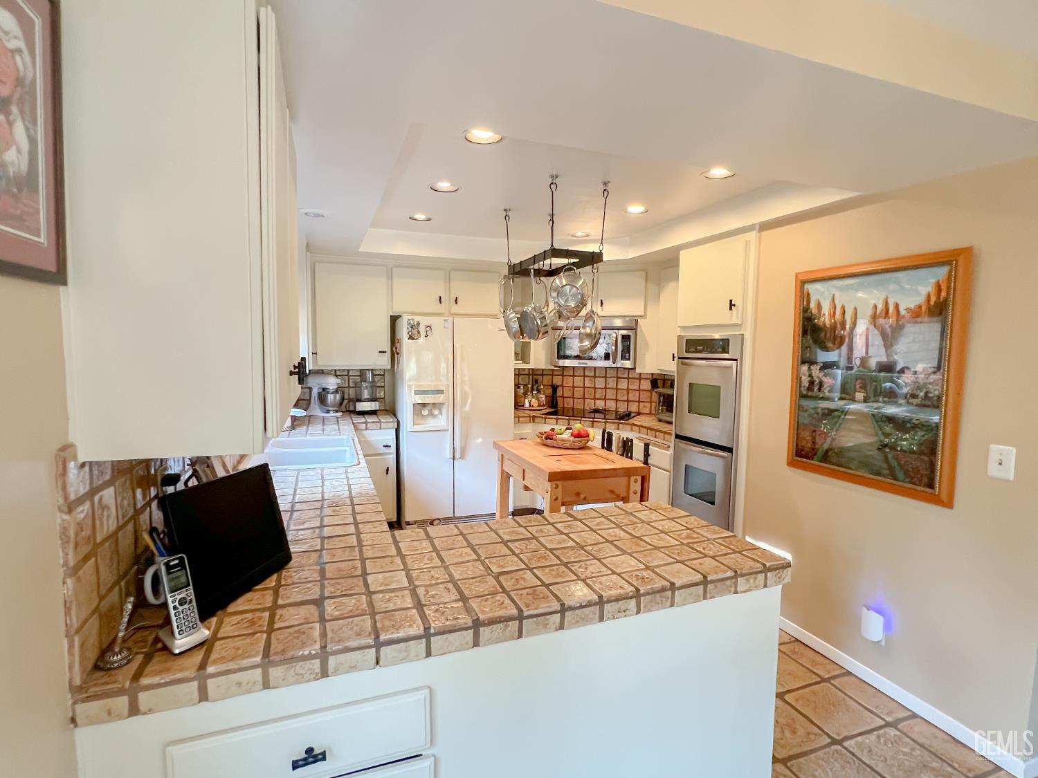 2323 Easthills Drive Unit: 57