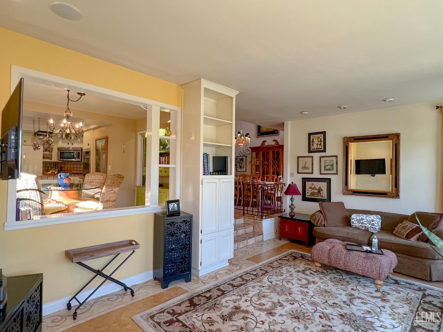 2323 Easthills Drive Unit: 57