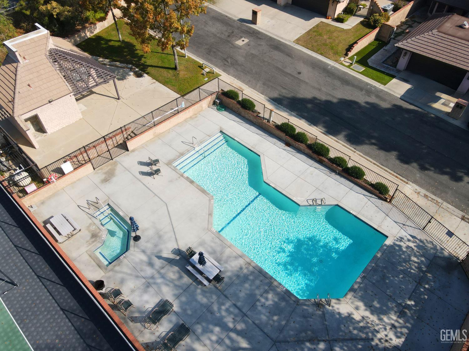 2323 Easthills Drive Unit: 57