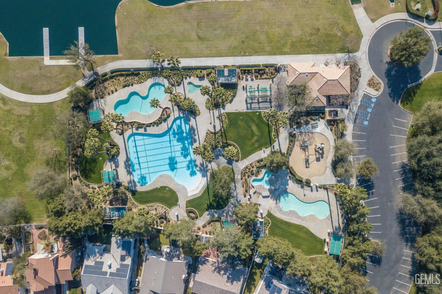 5304 Sand Dollar Court