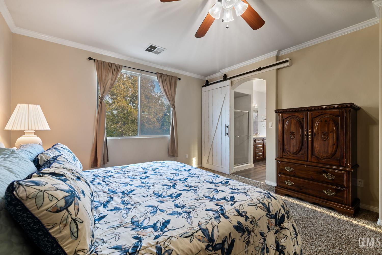 5304 Sand Dollar Court