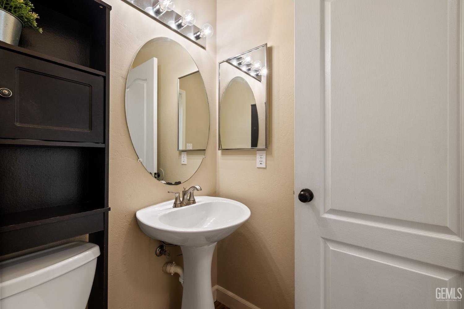 5304 Sand Dollar Court