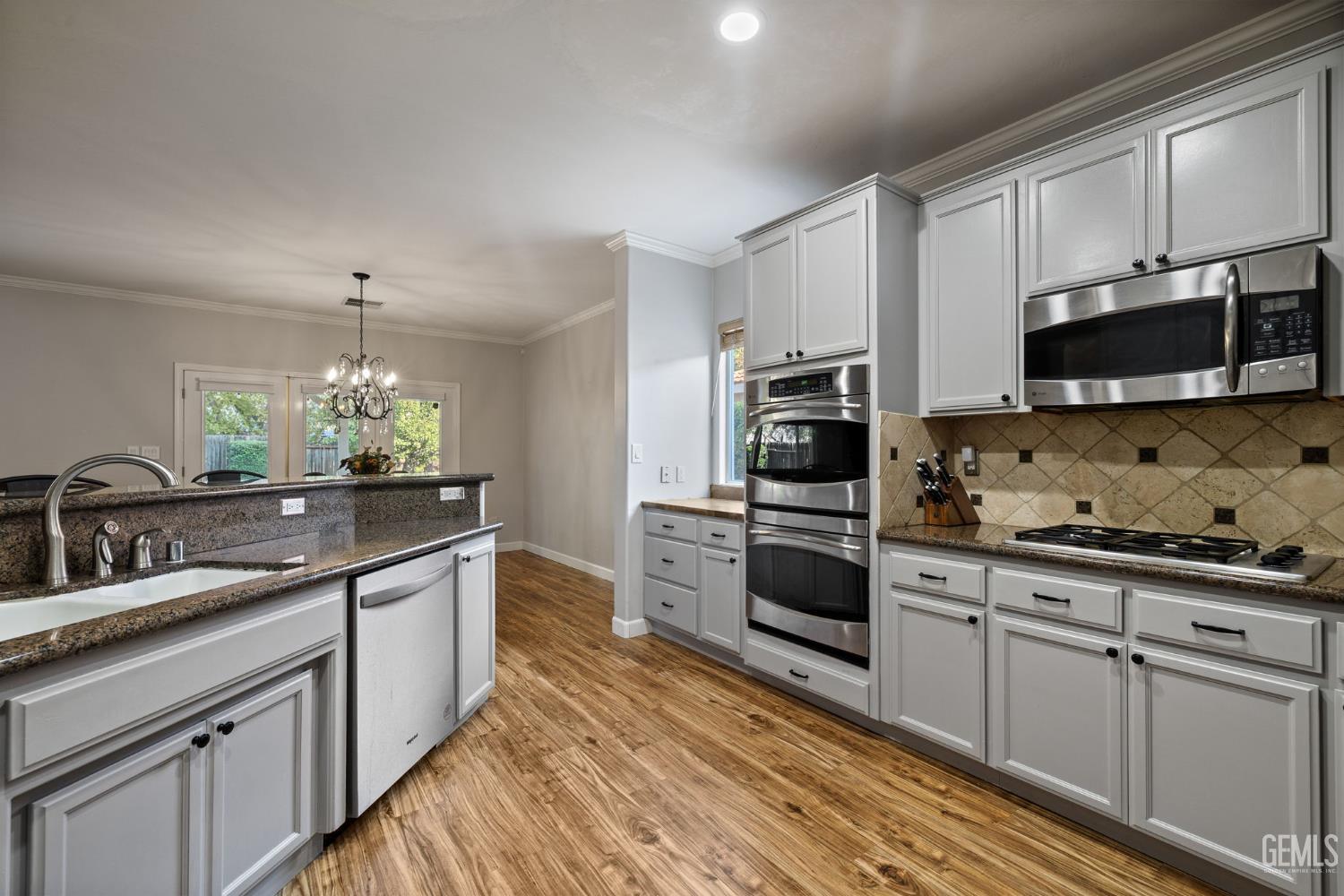 5304 Sand Dollar Court