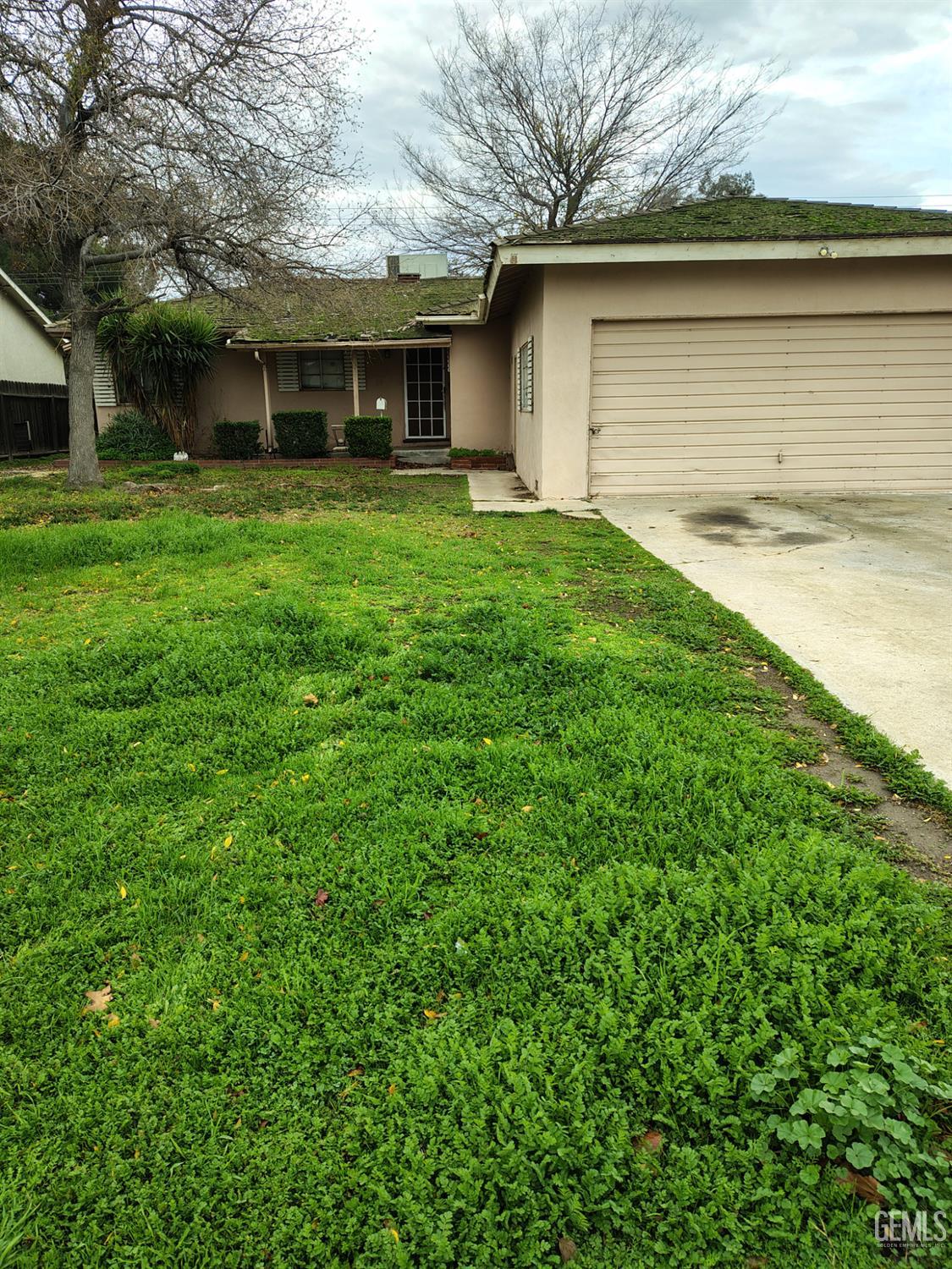 1801 University Avenue