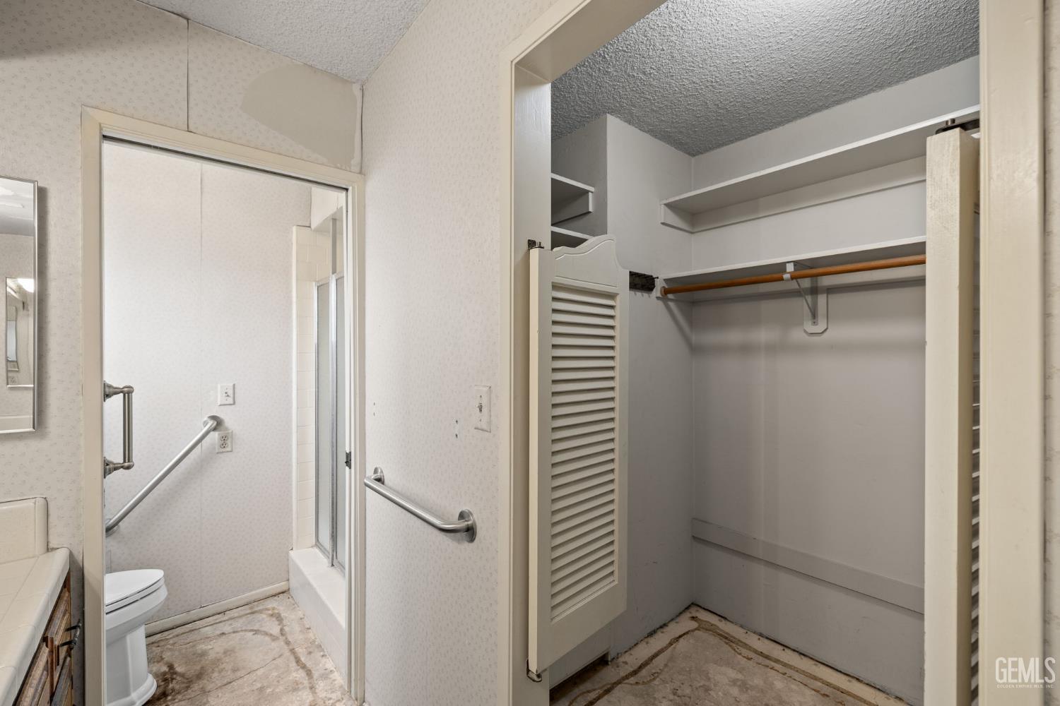 5900 Kirkside Drive Unit: C