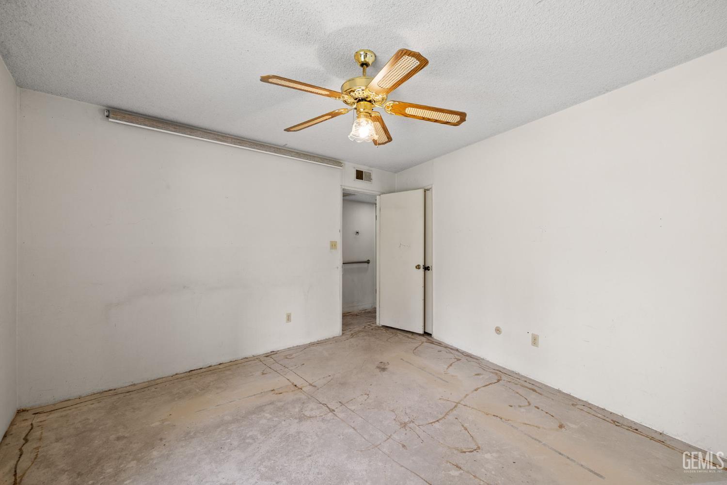 5900 Kirkside Drive Unit: C