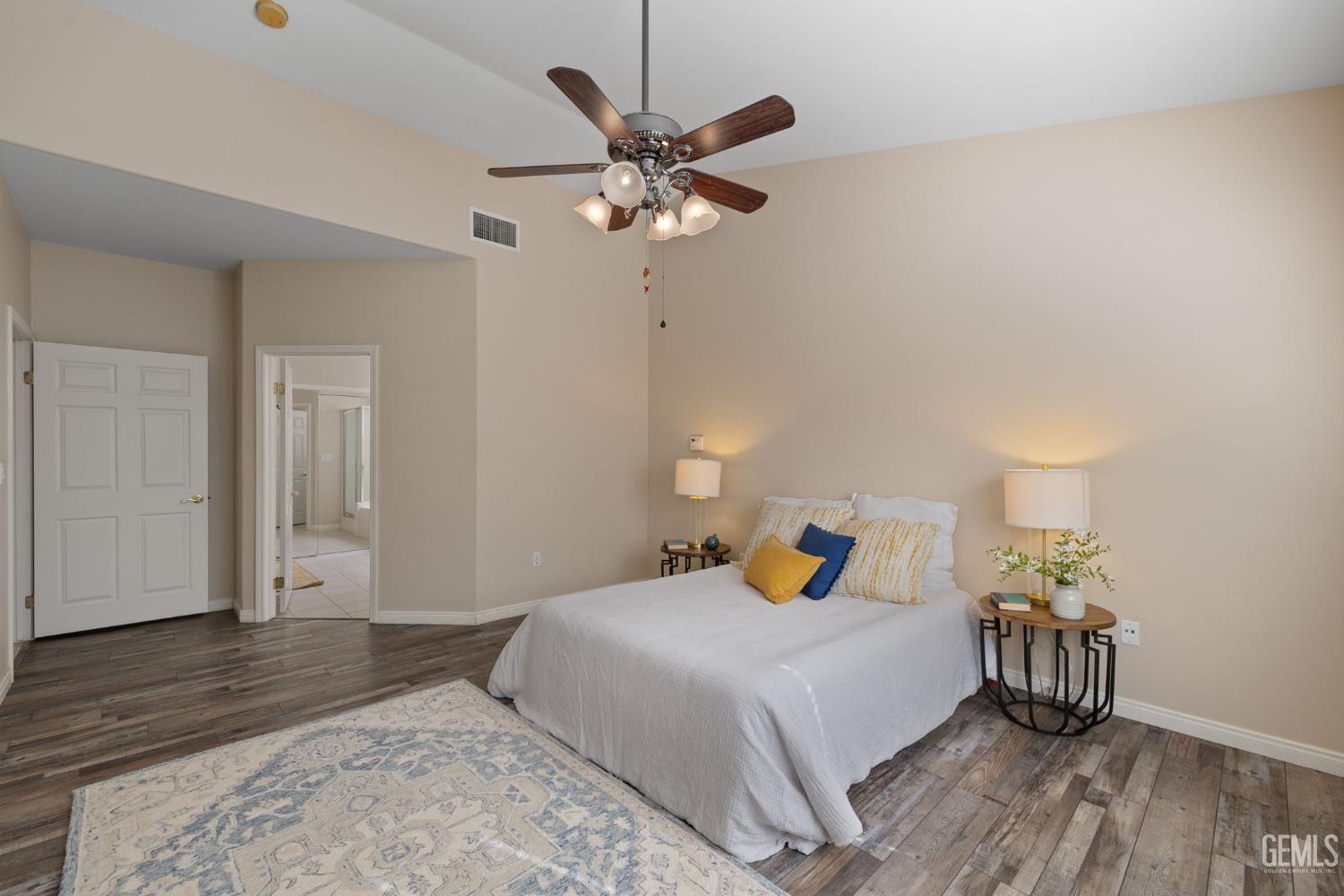 10017 Timeless Rose Court