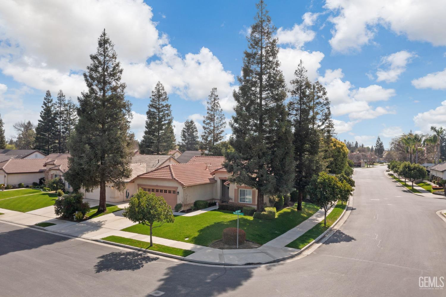 10017 Timeless Rose Court