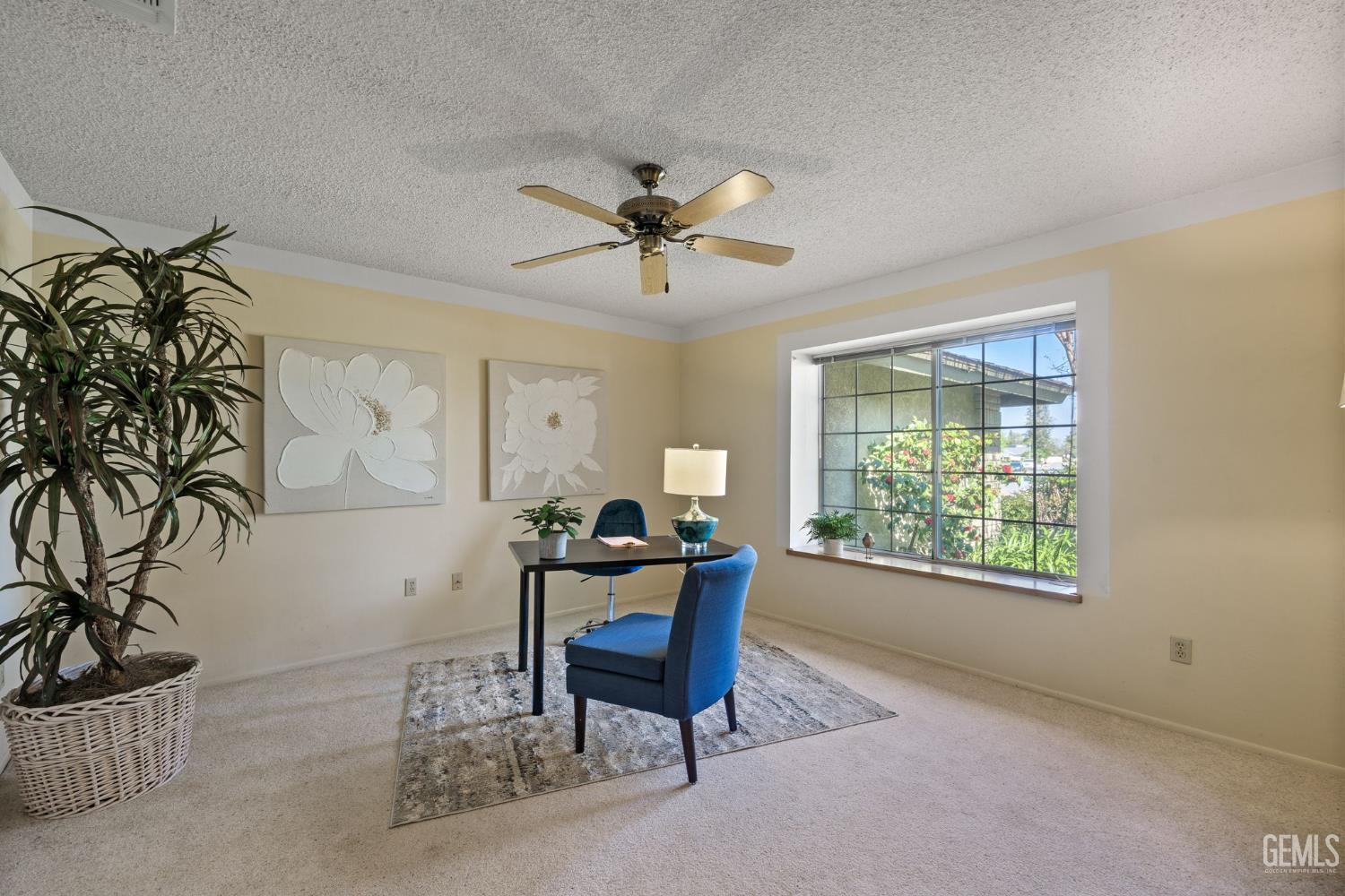 9413 Laurel Oak Way
