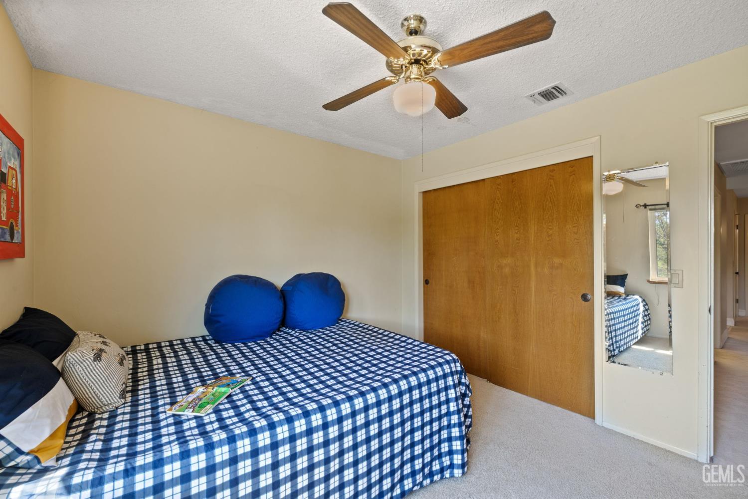 9413 Laurel Oak Way
