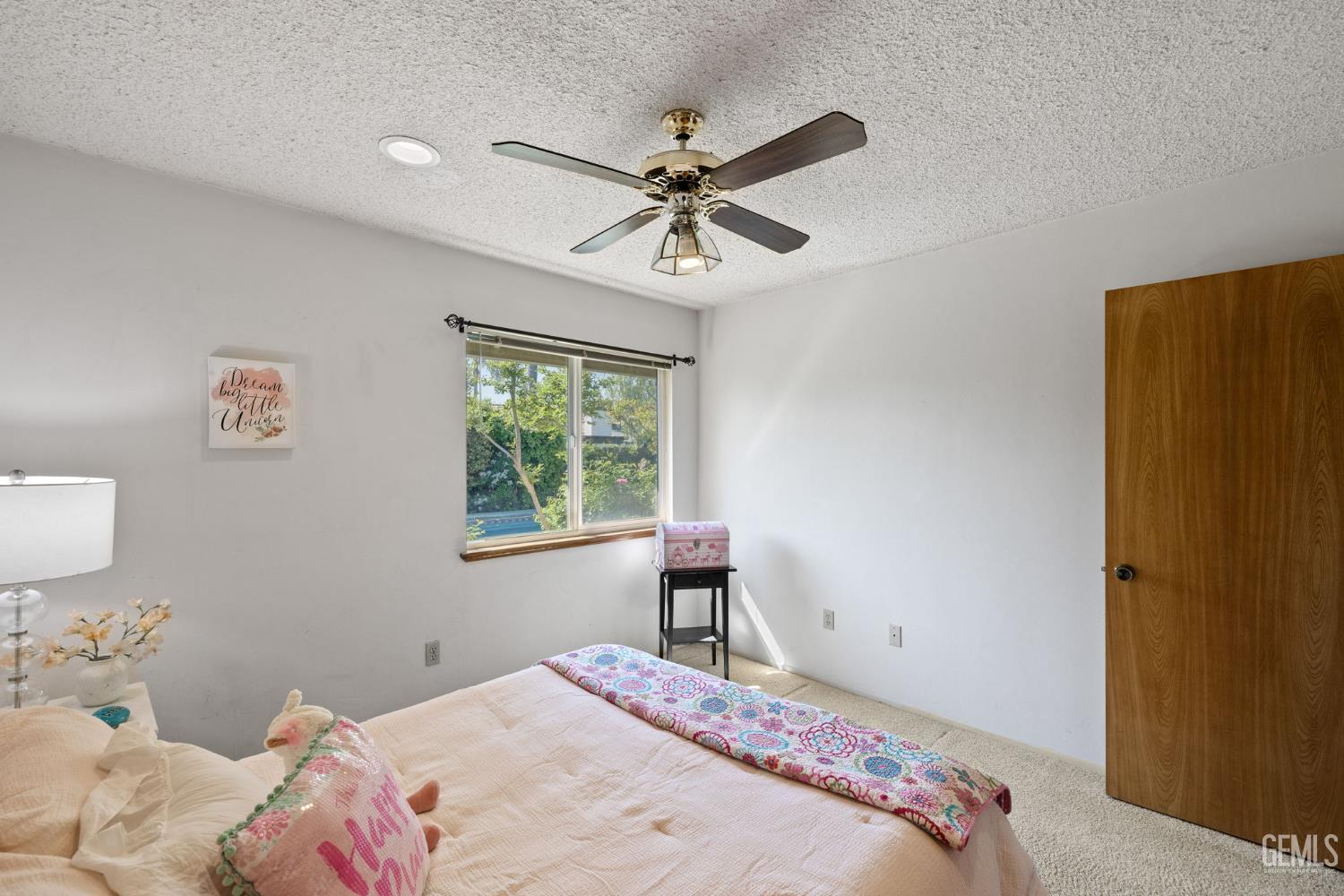 9413 Laurel Oak Way
