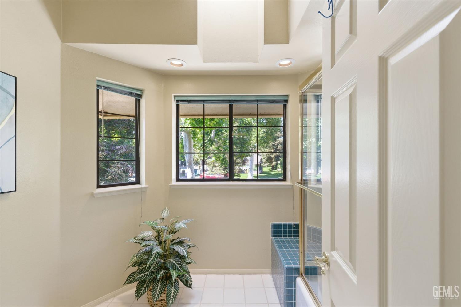 100 Stockdale Circle