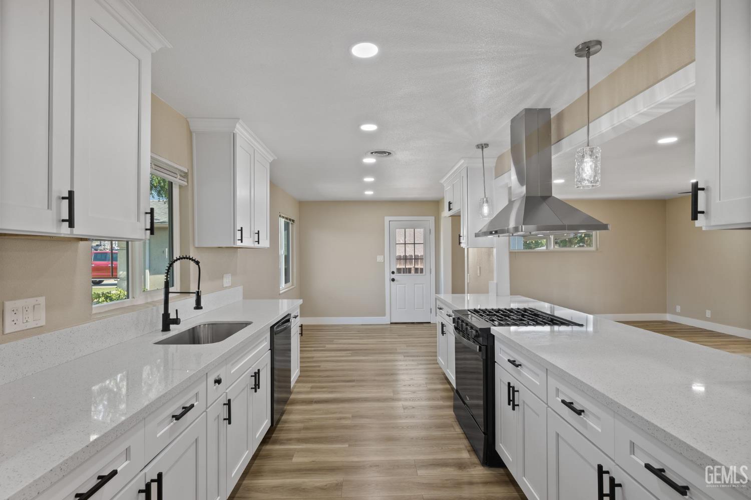 1801 University Avenue