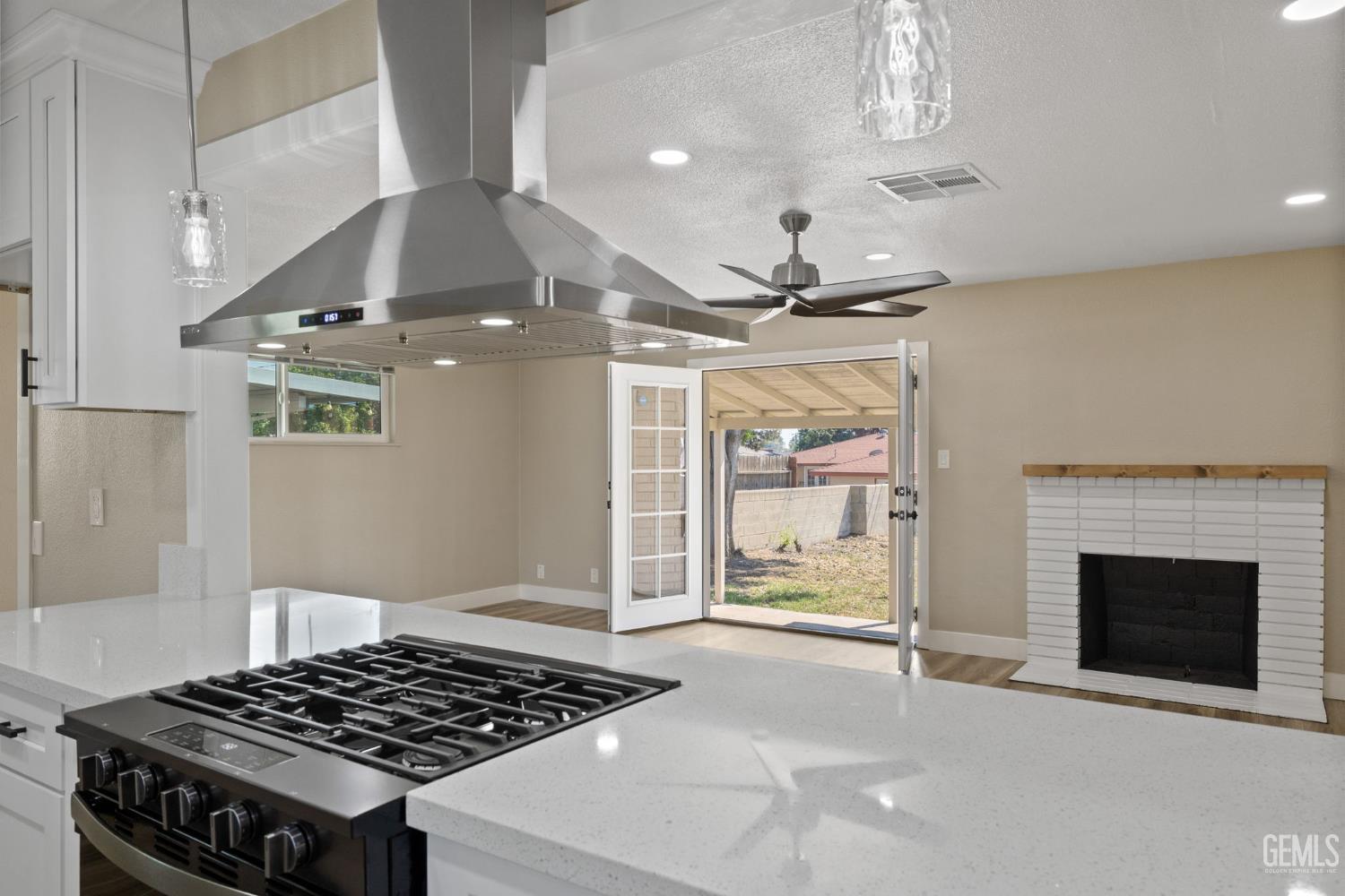 1801 University Avenue