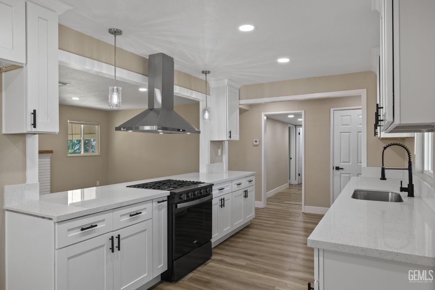 1801 University Avenue