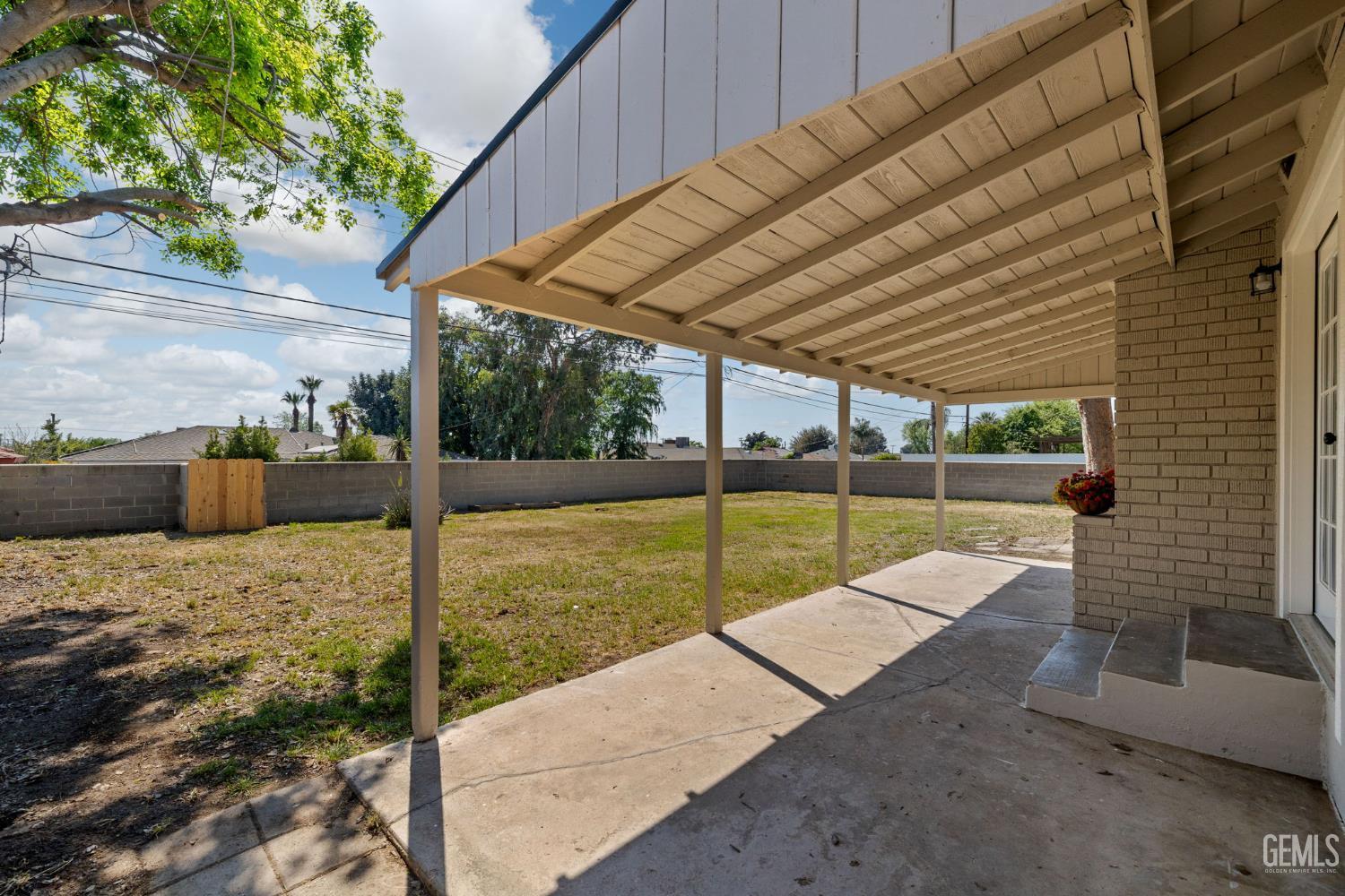 1801 University Avenue