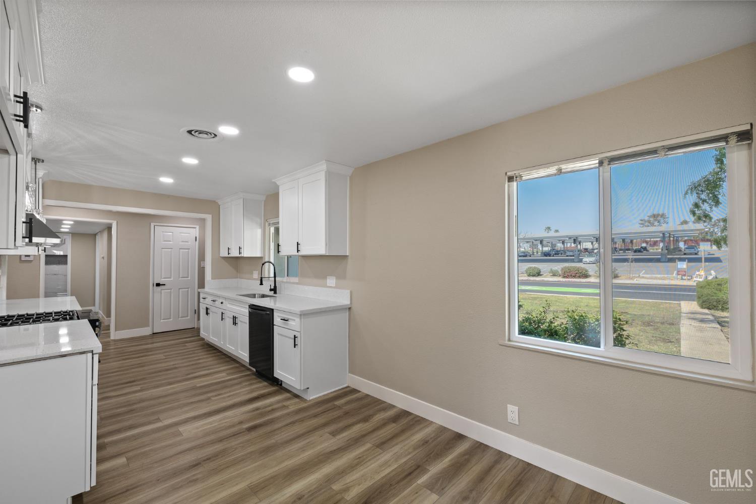 1801 University Avenue