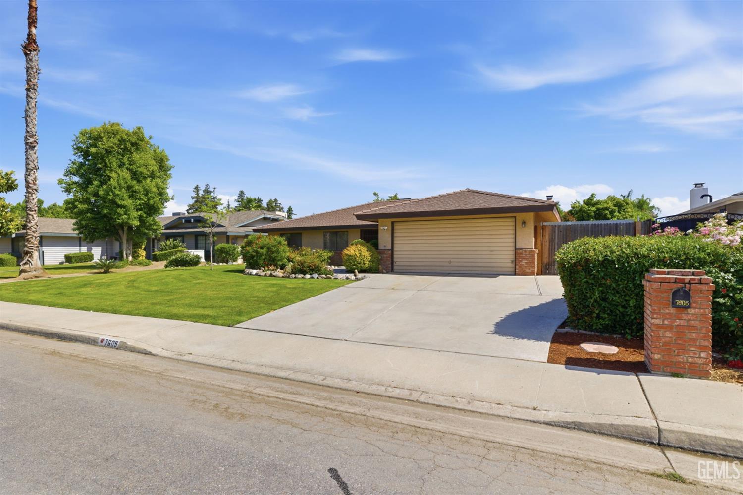 7605 Valemount Drive