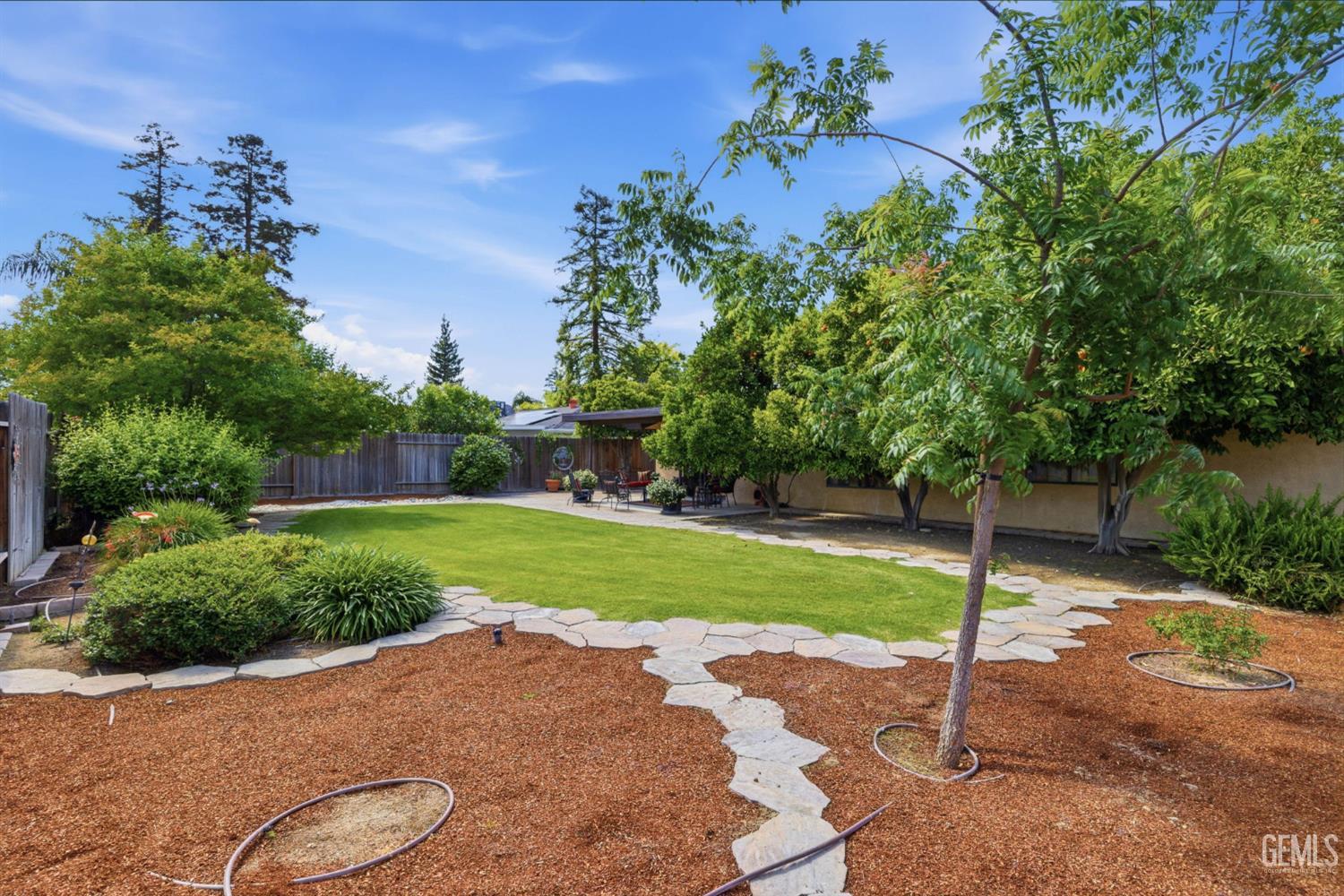 7605 Valemount Drive