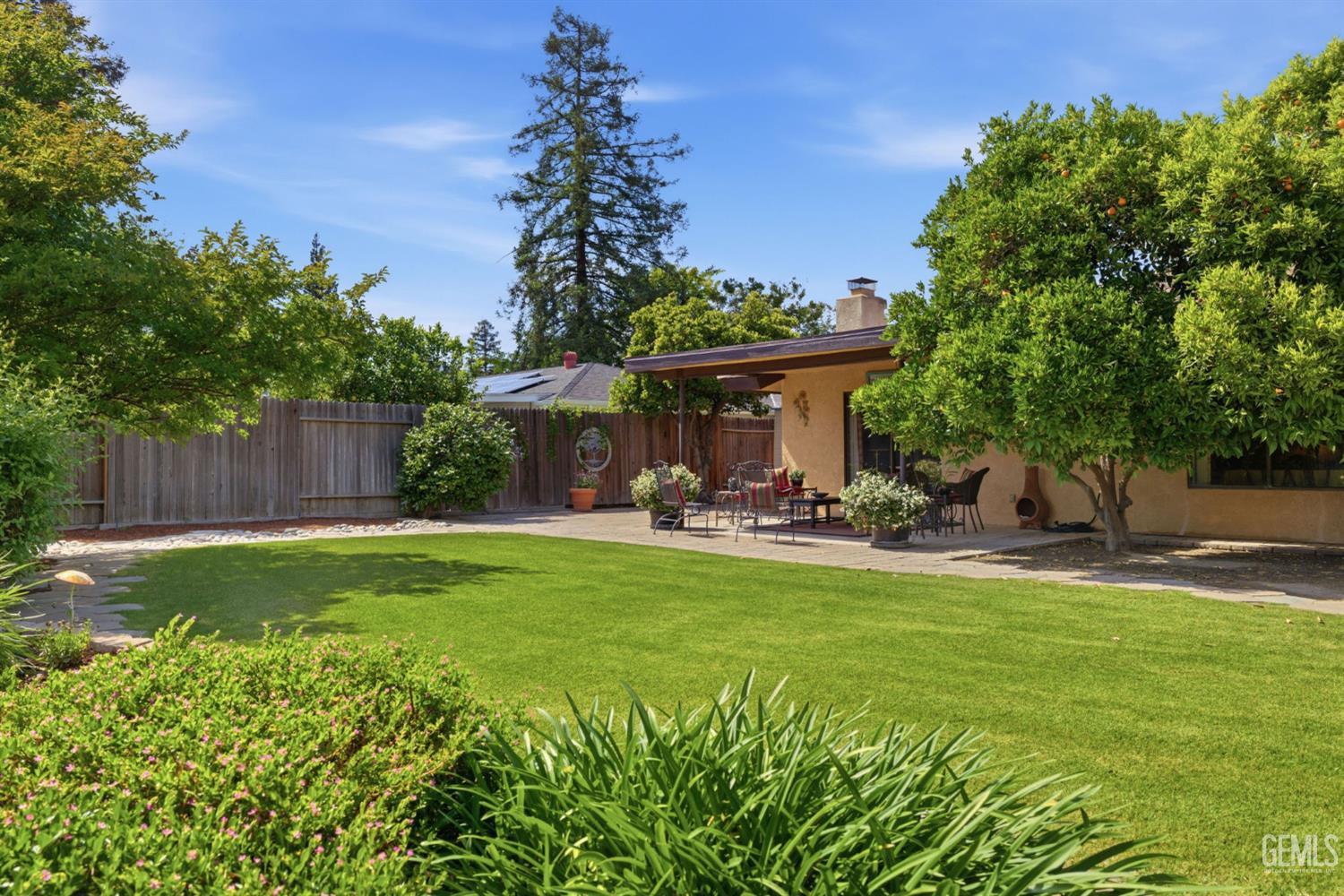 7605 Valemount Drive