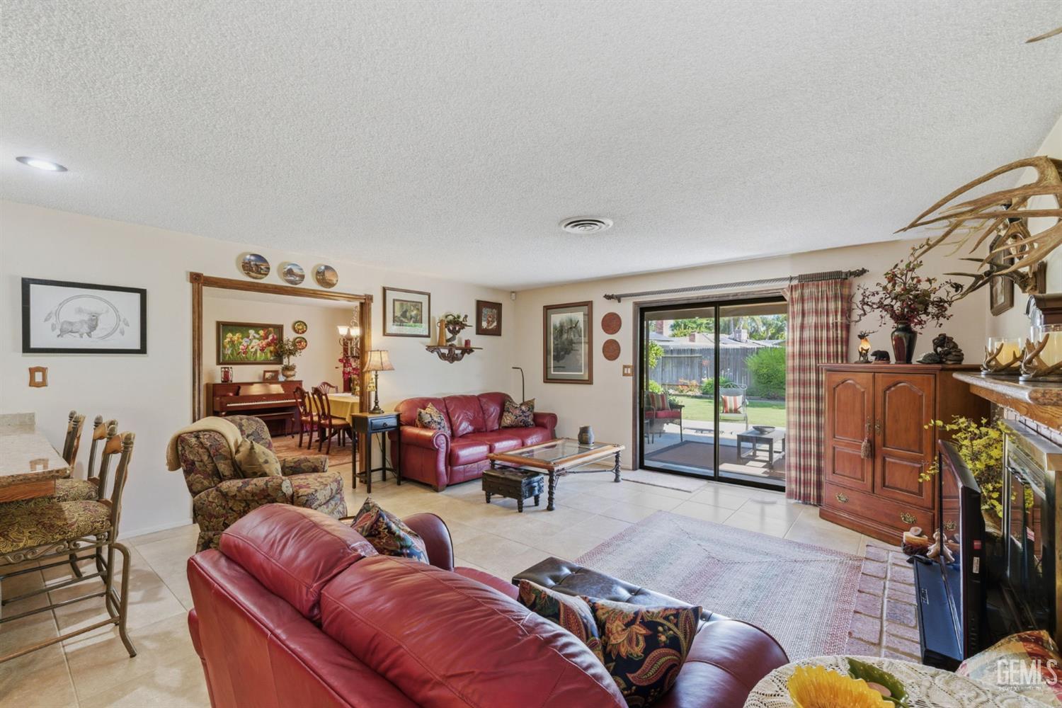 7605 Valemount Drive