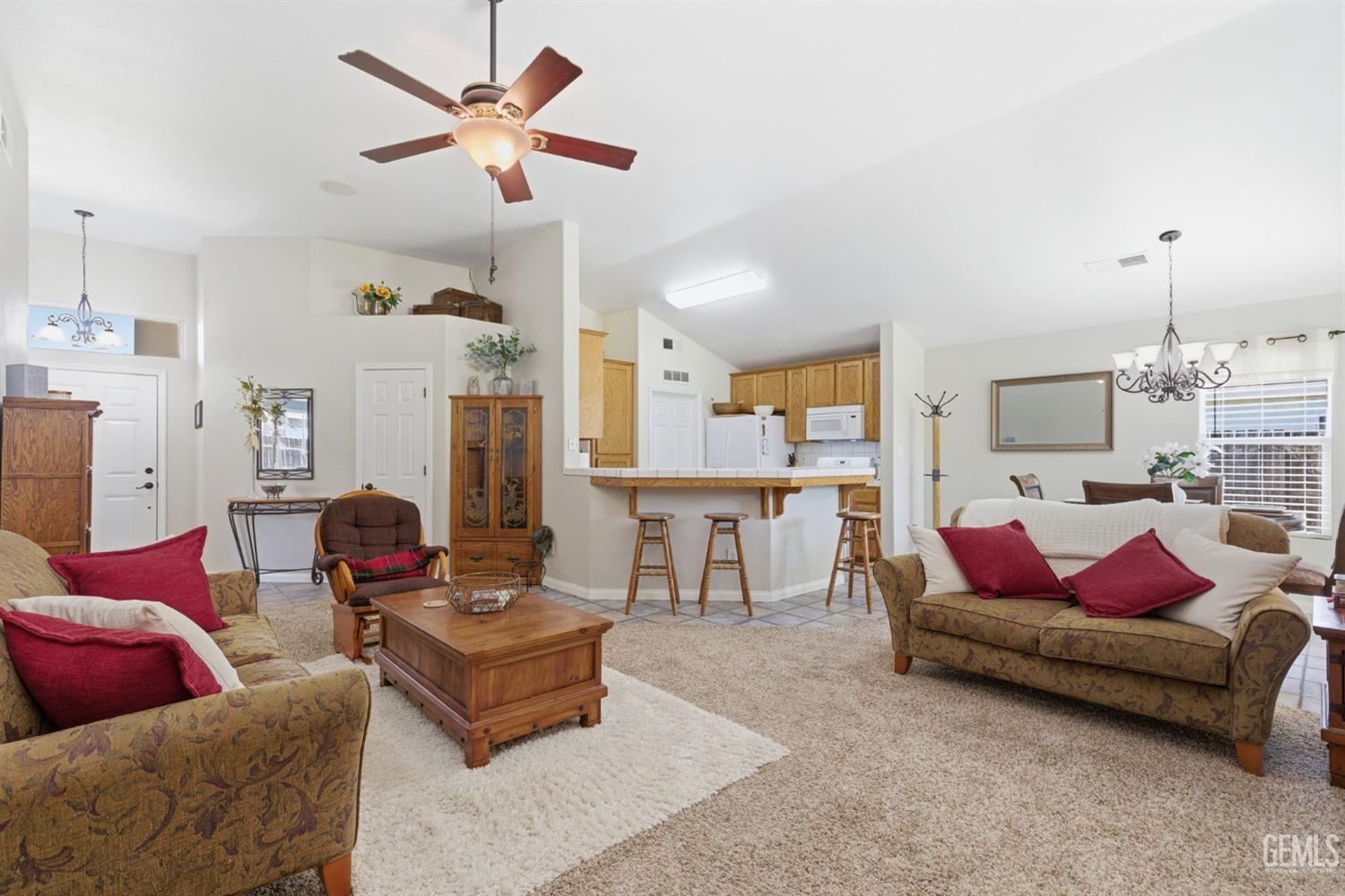 317 Calle Lechuga