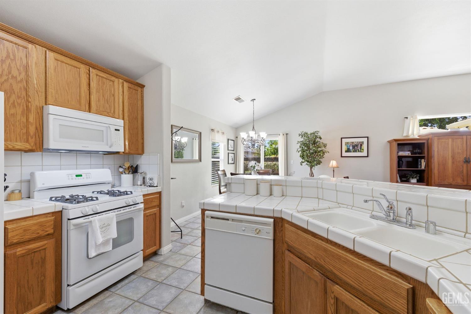 317 Calle Lechuga