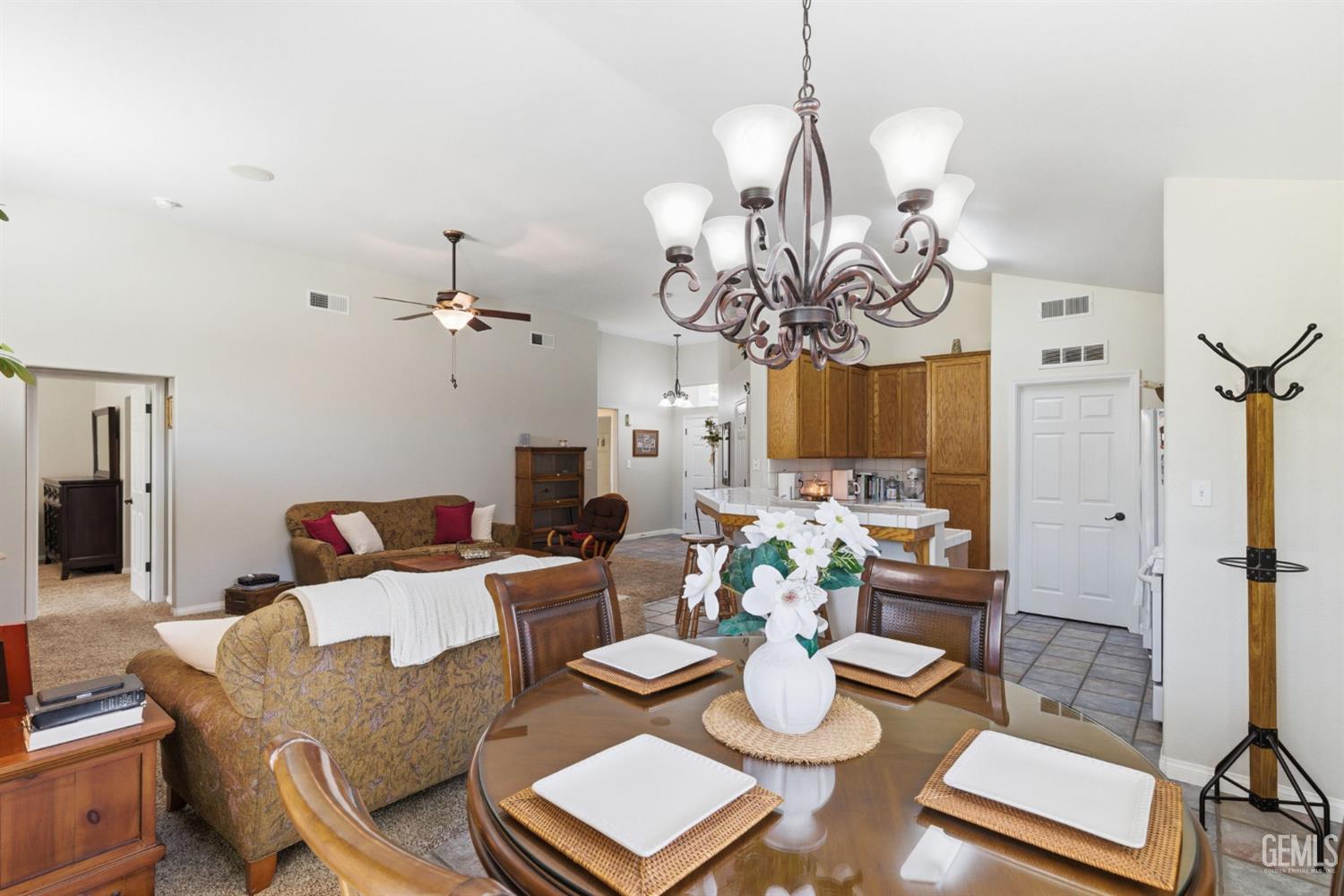317 Calle Lechuga