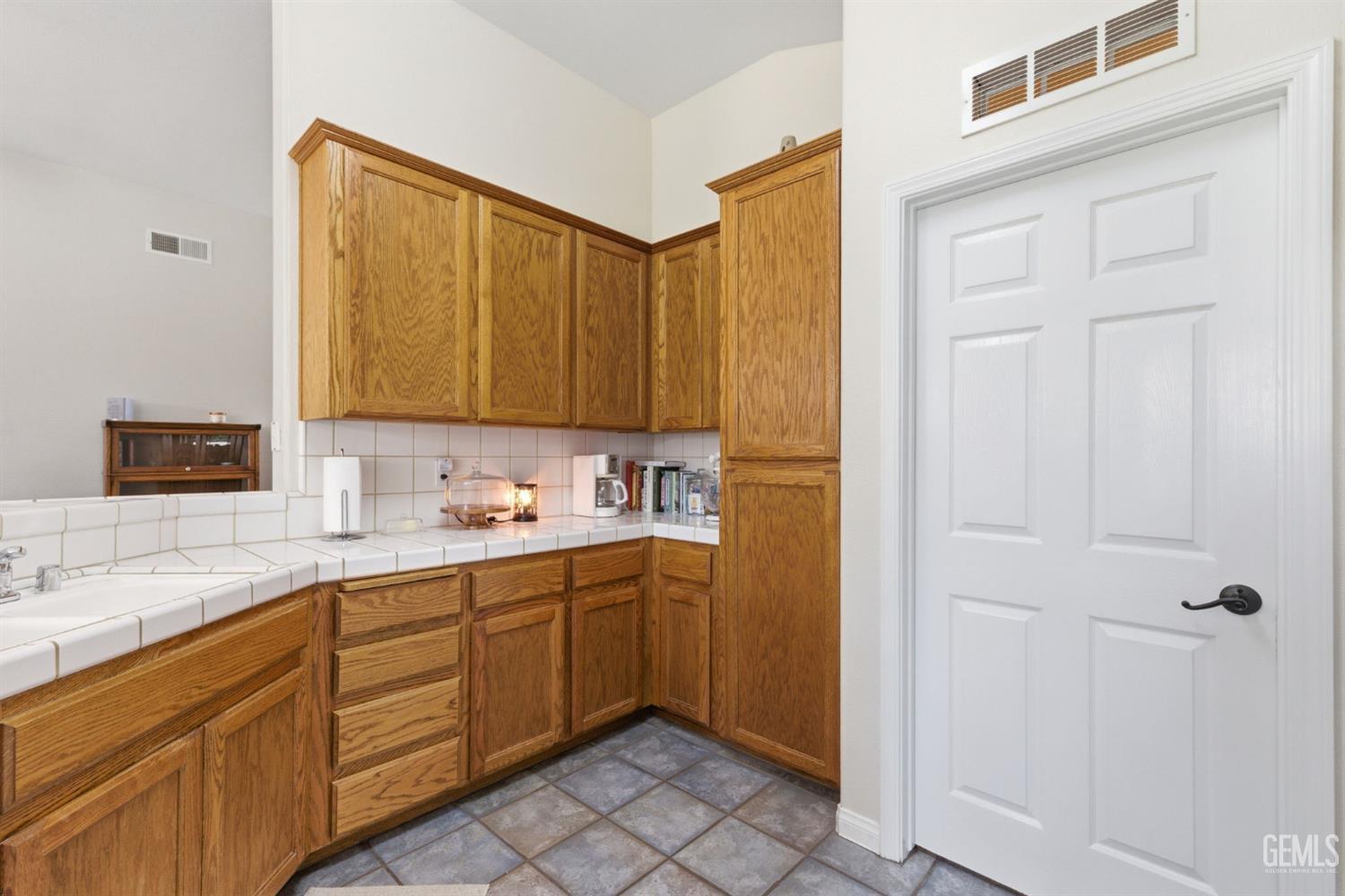 317 Calle Lechuga