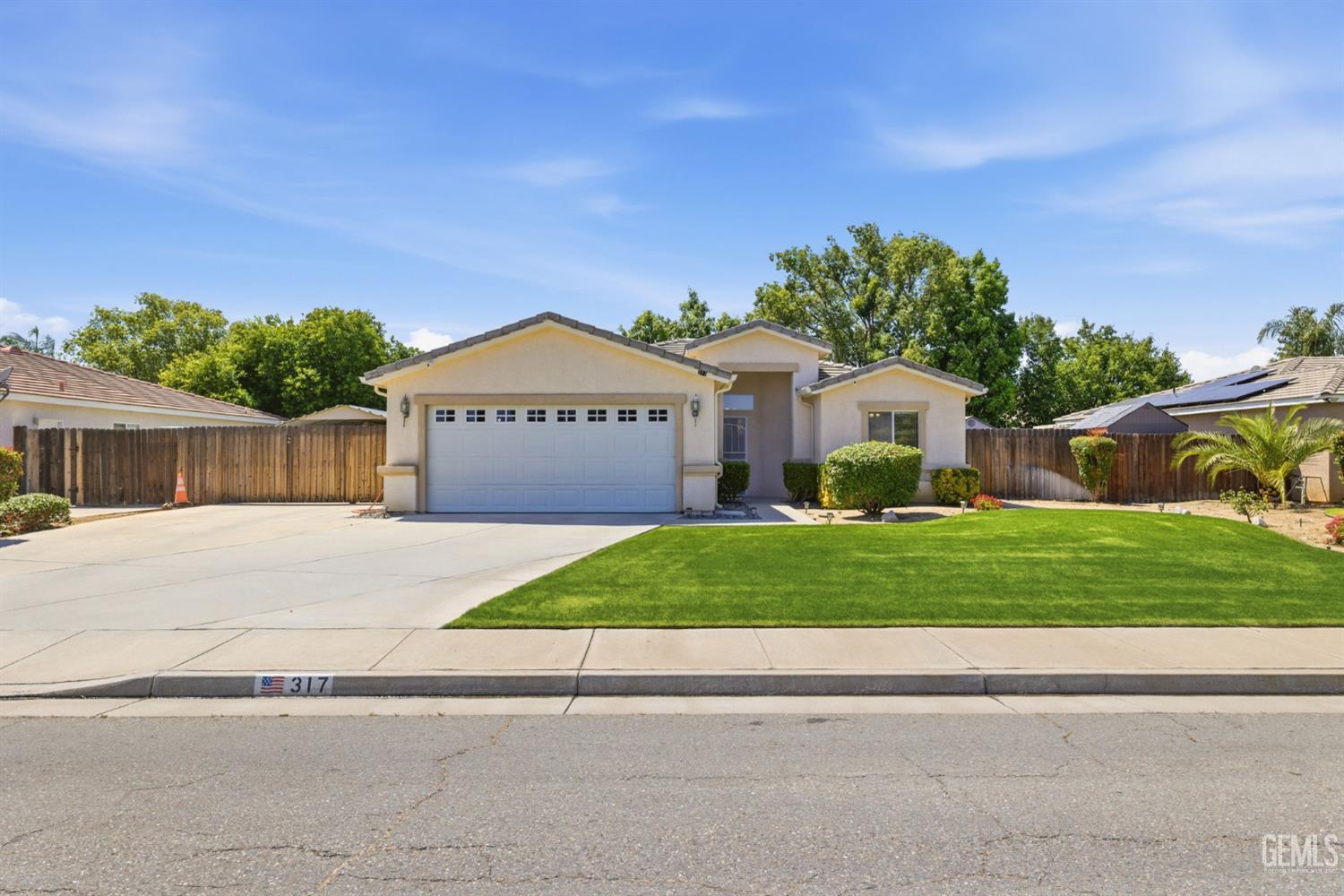 317 Calle Lechuga