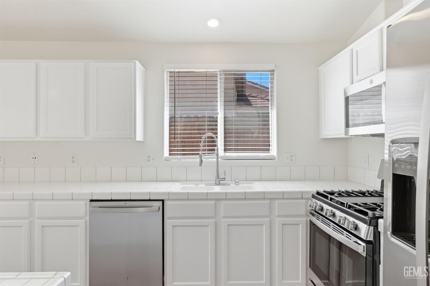 8319 Hemlock Court