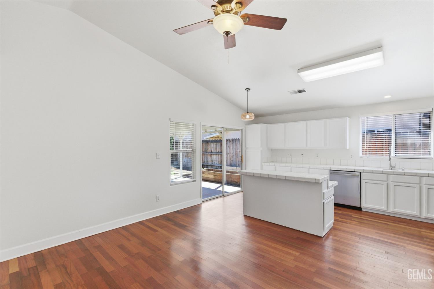 8319 Hemlock Court