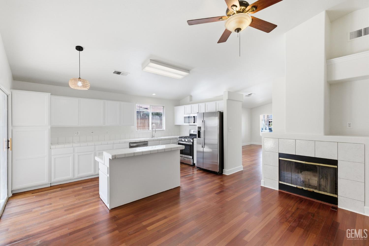 8319 Hemlock Court