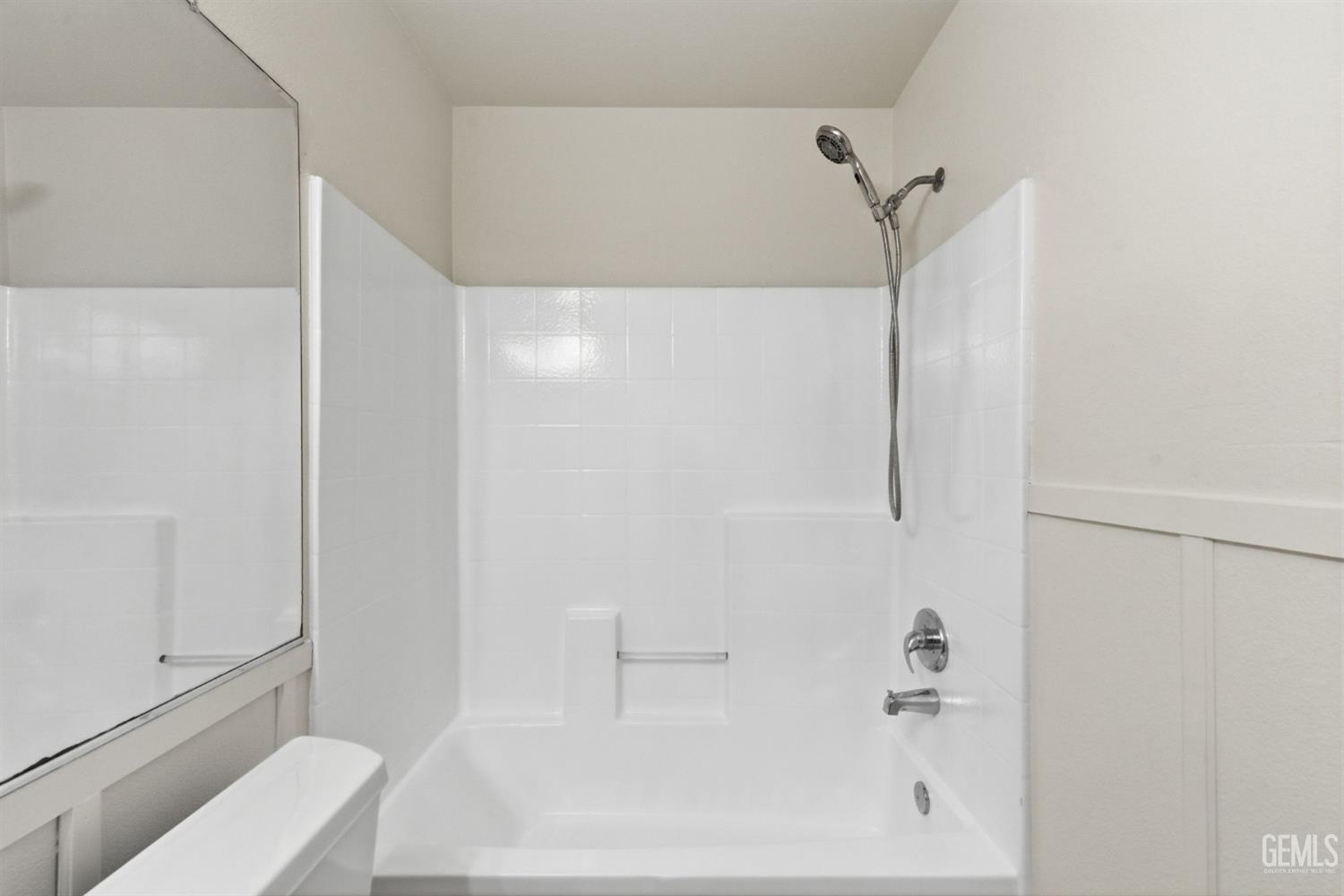 8319 Hemlock Court